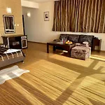 Otel The American 3*