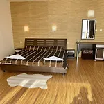 Otel The American Ahyolu