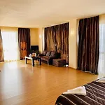 The American Otel Ahyolu