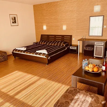 Otel The American